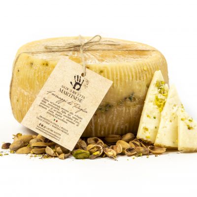 Pecorino barricato paglia e fieno