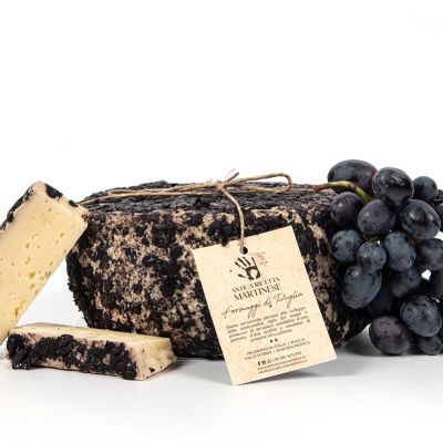 Pecorino barricato paglia e fieno