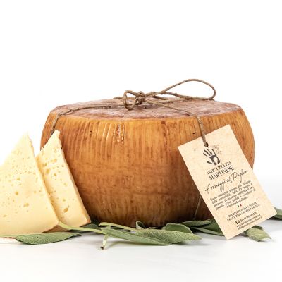 Pecorino barricato paglia e fieno